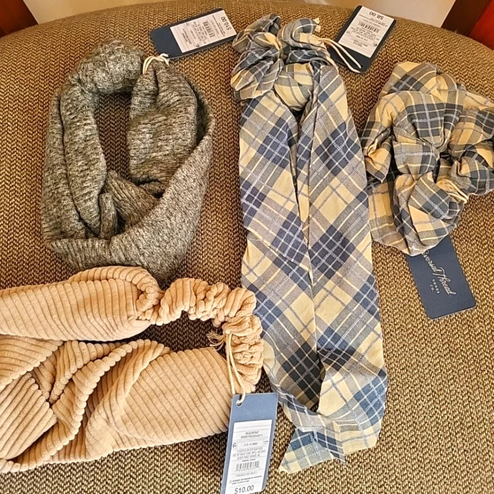 Headwrap & Hair Scrunchies 4‎ Piece Bundle NWT Universal Thread Hair Ties